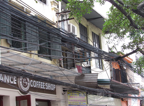 Dọn “rác trời” tại Hà Nội ảnh 6
